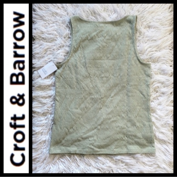 NWT Croft & Barrow Sage Smocked Tank Top - Picture 4 of 6
